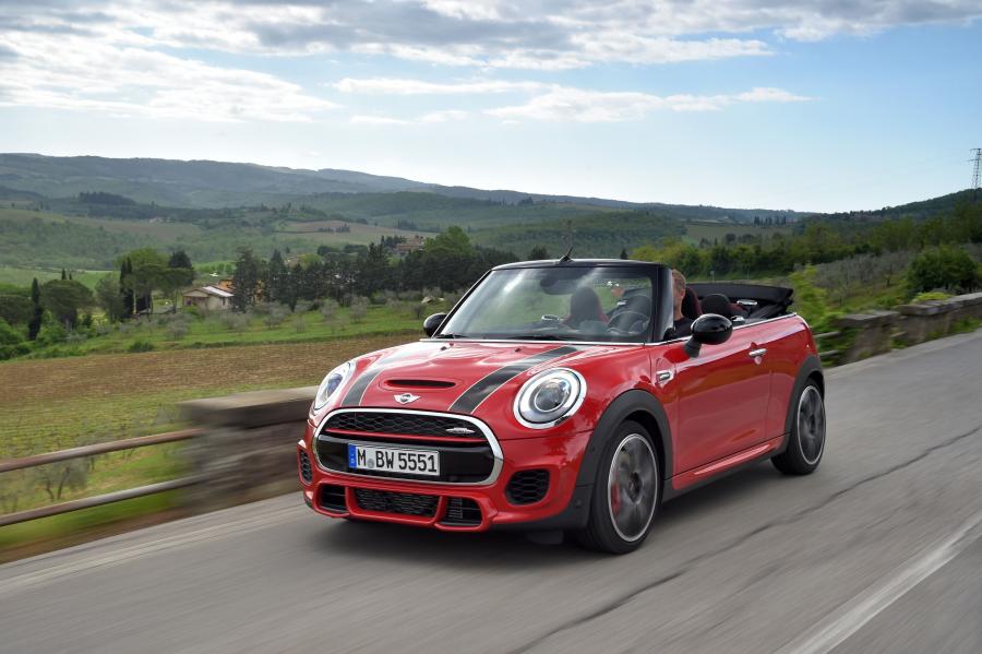  Mini Cooper S JCW Cabrio 2016 года  (фото 66 из 104)